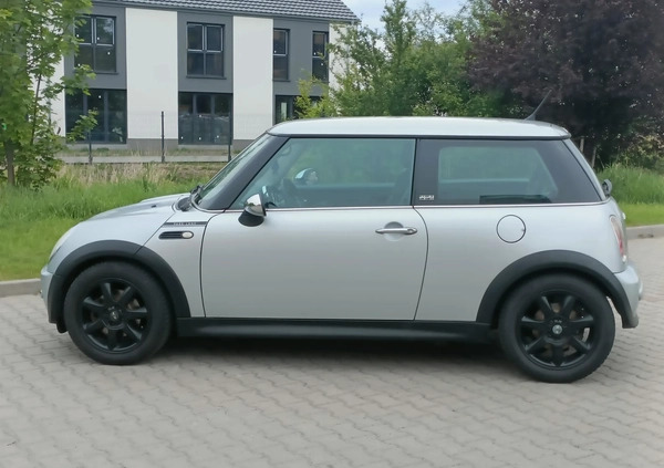 MINI ONE cena 10900 przebieg: 295000, rok produkcji 2006 z Zgorzelec małe 154